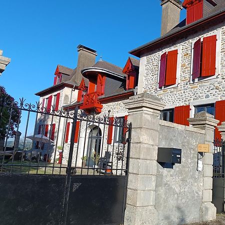 Les Tanalis - Chambres D'Hotes & Gite Gurs Bagian luar foto