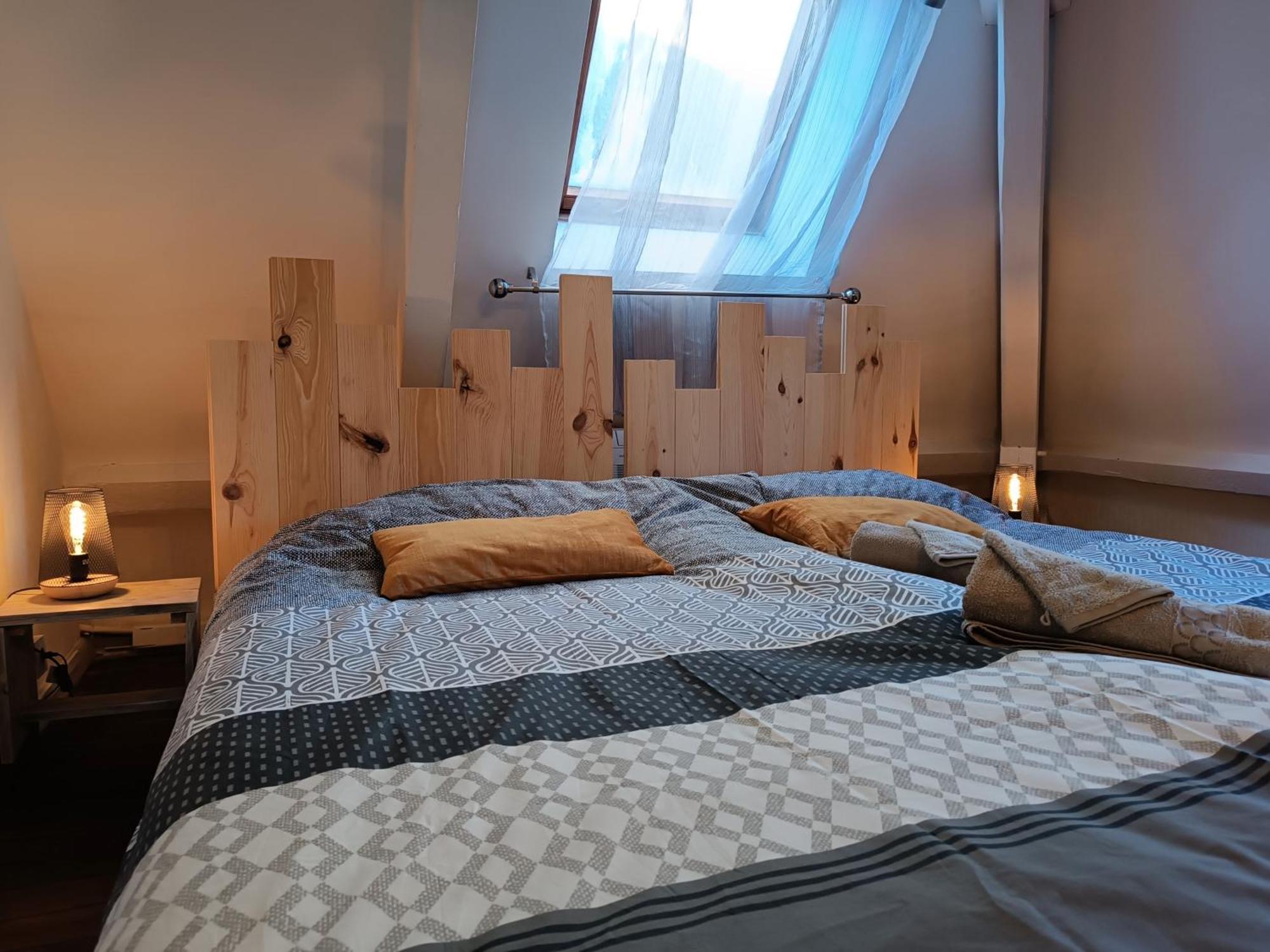 Les Tanalis - Chambres D'Hotes & Gite Gurs Bagian luar foto