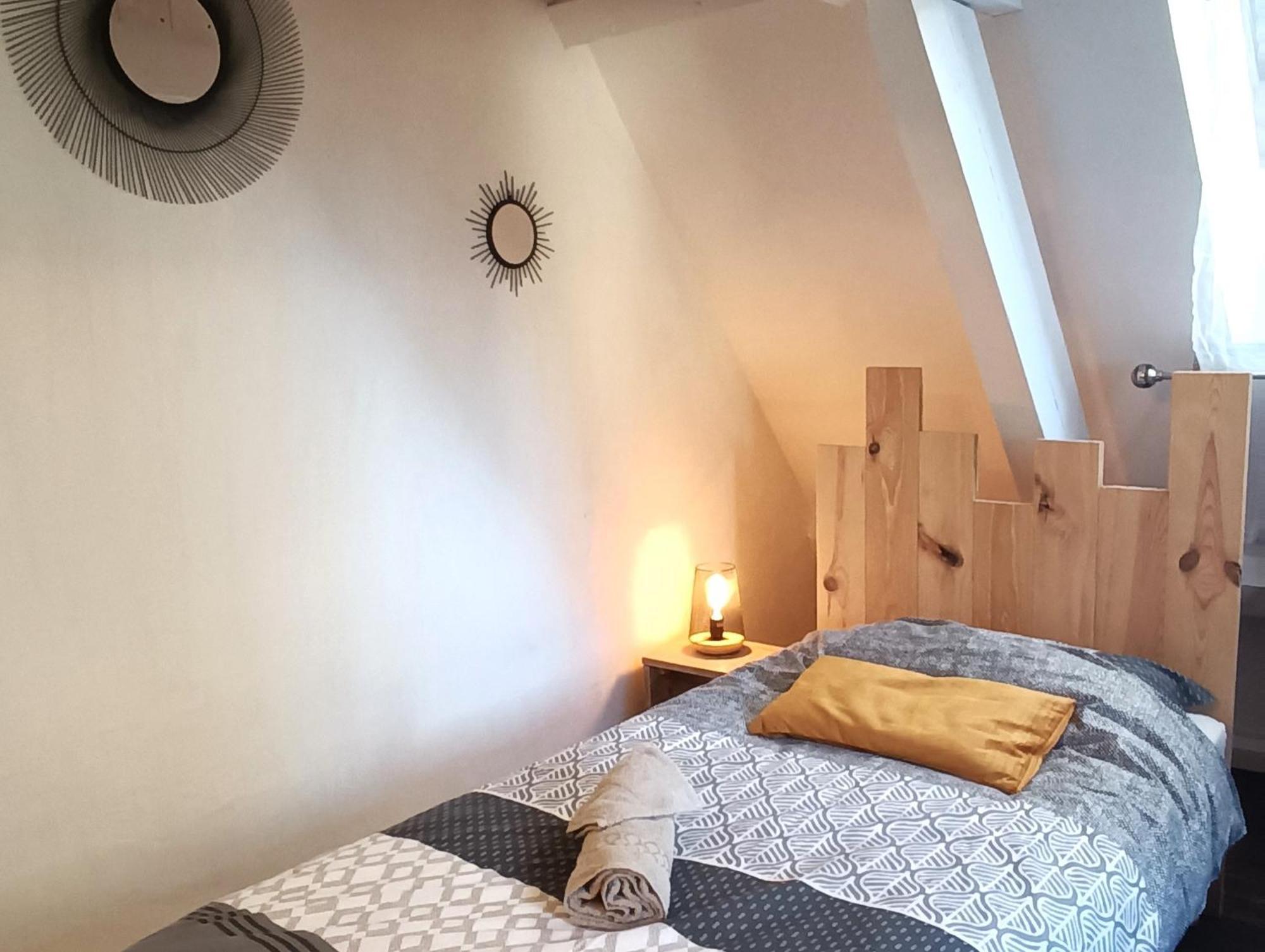 Les Tanalis - Chambres D'Hotes & Gite Gurs Bagian luar foto