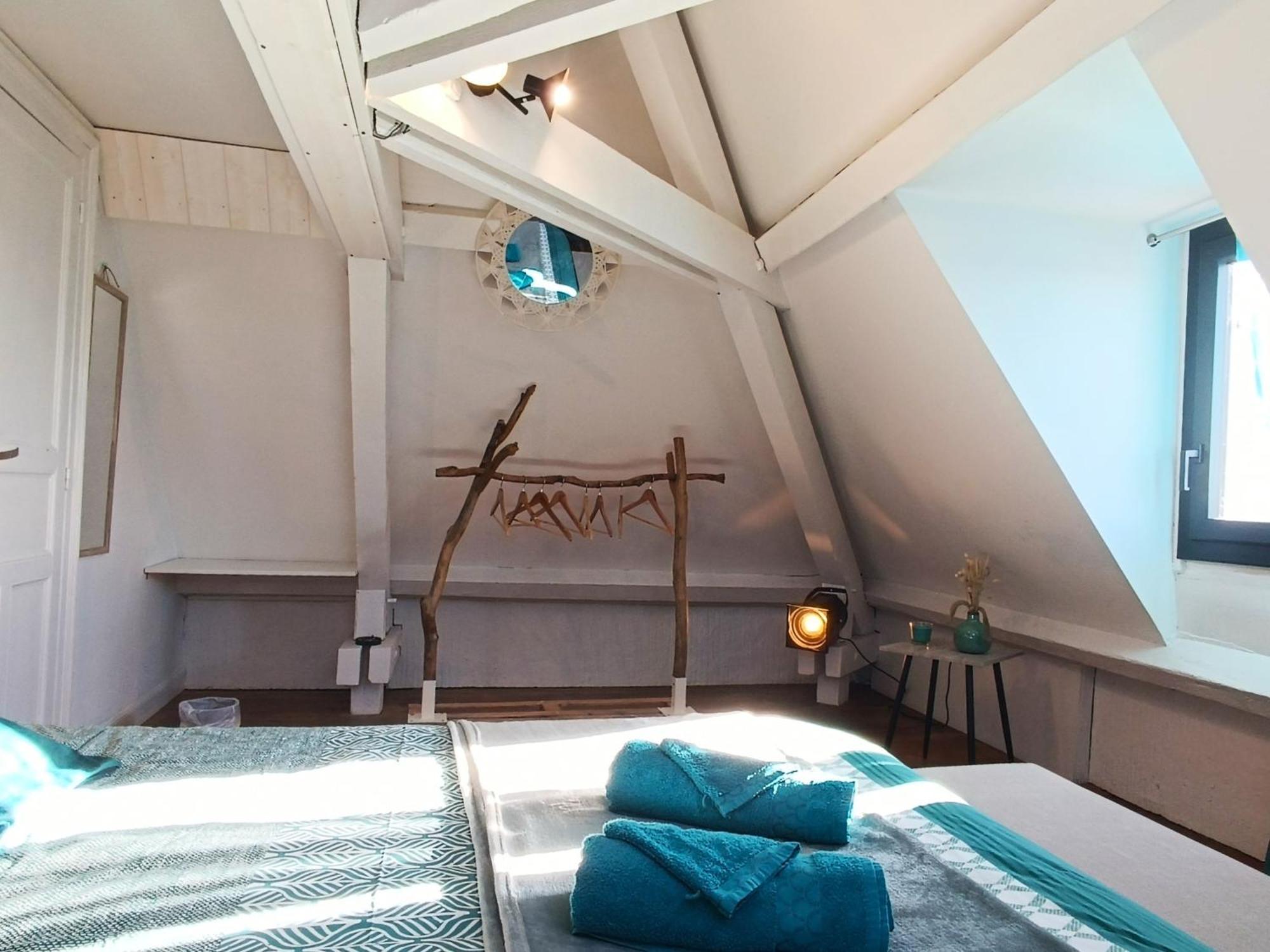 Les Tanalis - Chambres D'Hotes & Gite Gurs Bagian luar foto