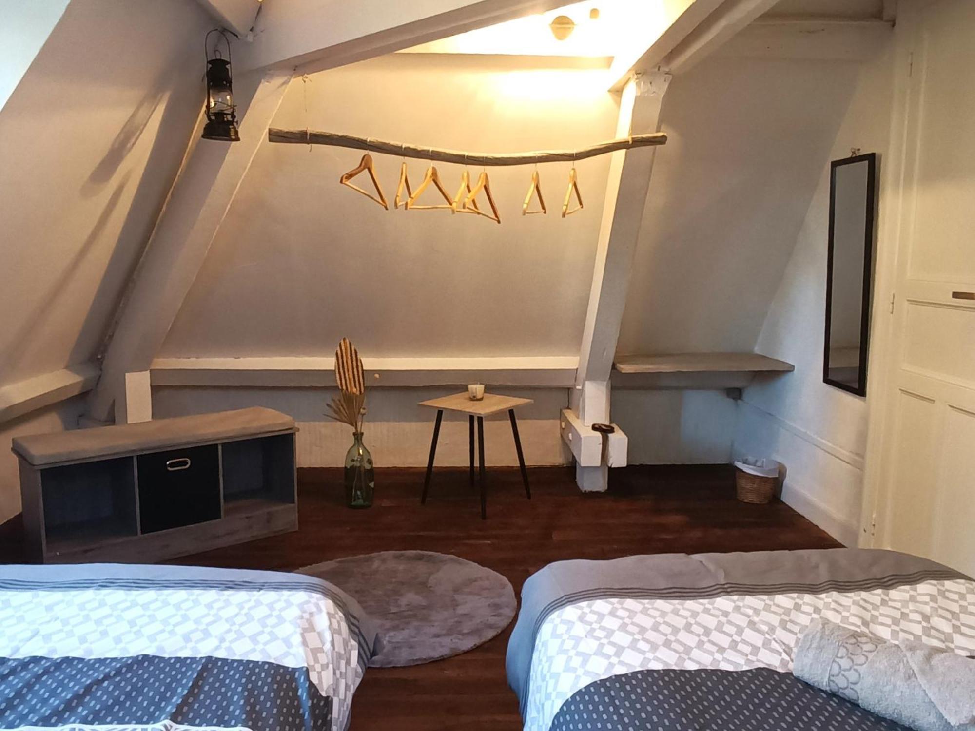 Les Tanalis - Chambres D'Hotes & Gite Gurs Bagian luar foto