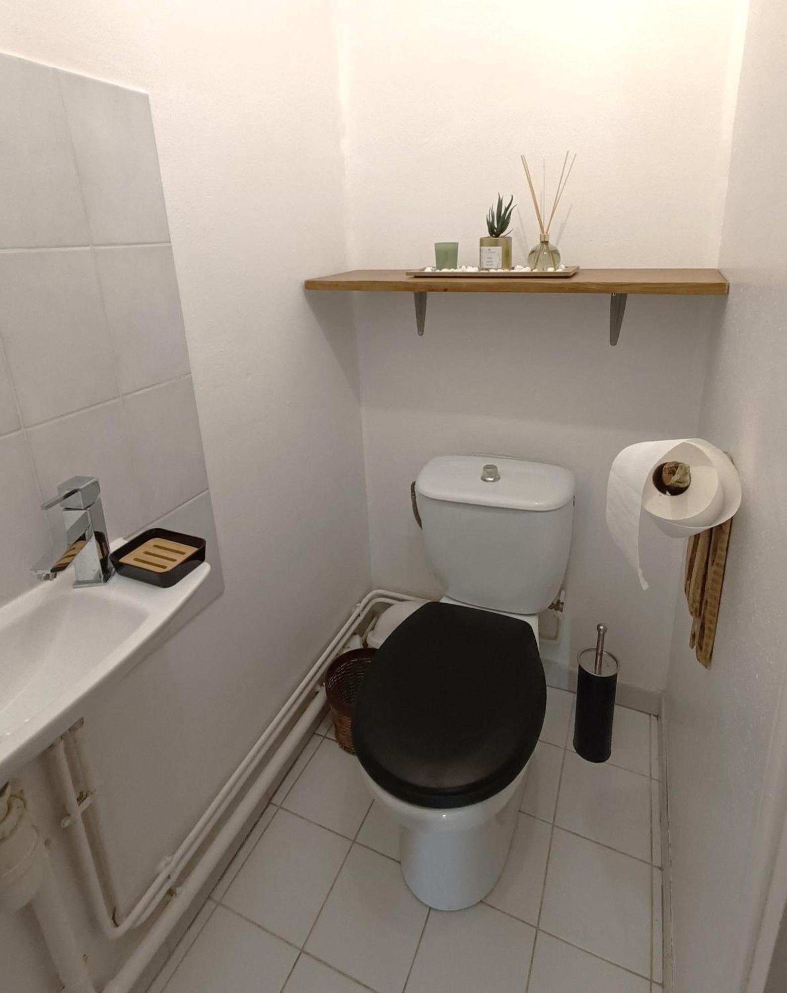 Les Tanalis - Chambres D'Hotes & Gite Gurs Bagian luar foto
