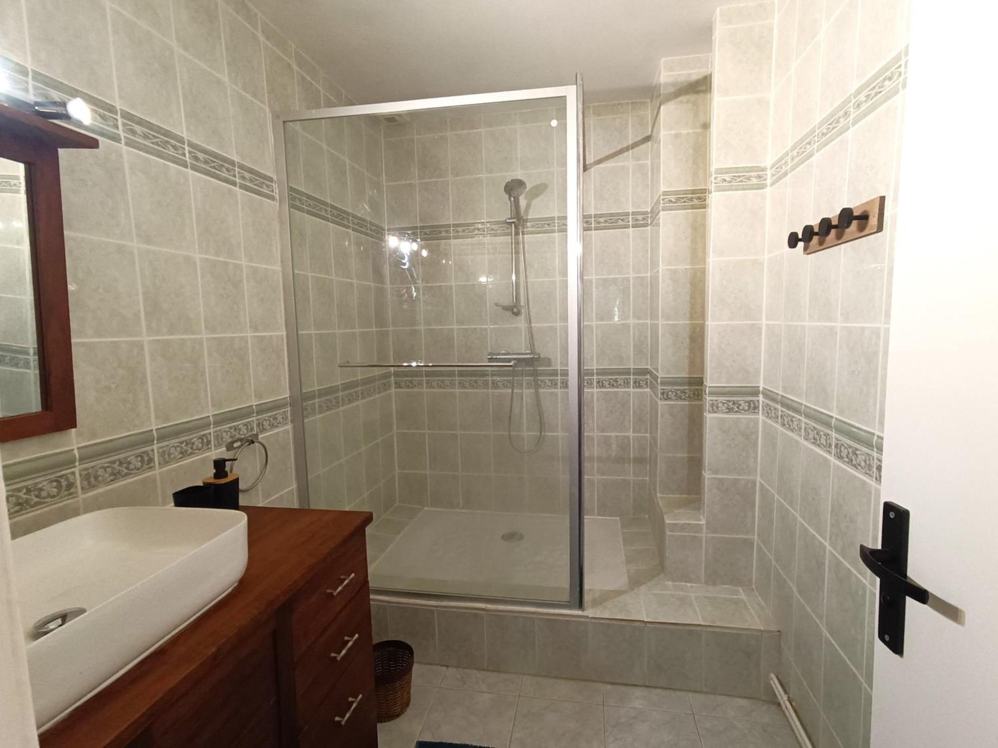 Les Tanalis - Chambres D'Hotes & Gite Gurs Bagian luar foto